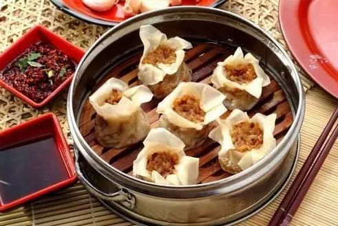 親戚朋友要來(lái) 請(qǐng)他們吃這些沈陽(yáng)美食,保證不丟份兒